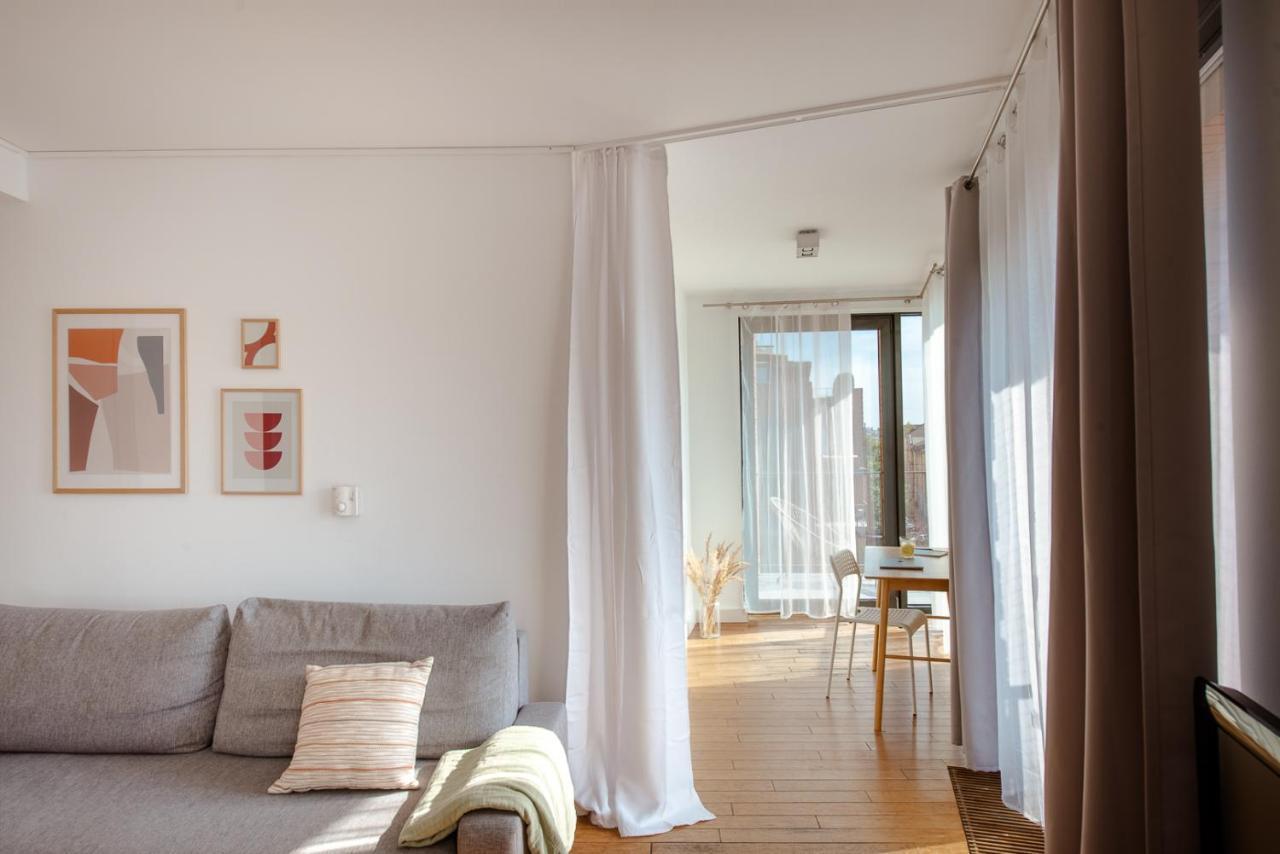 Spacious Apartment Close To Main Station / Galeria Krakowska Luaran gambar