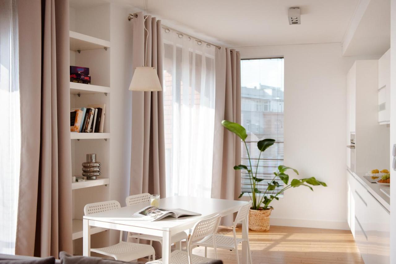Spacious Apartment Close To Main Station / Galeria Krakowska Luaran gambar