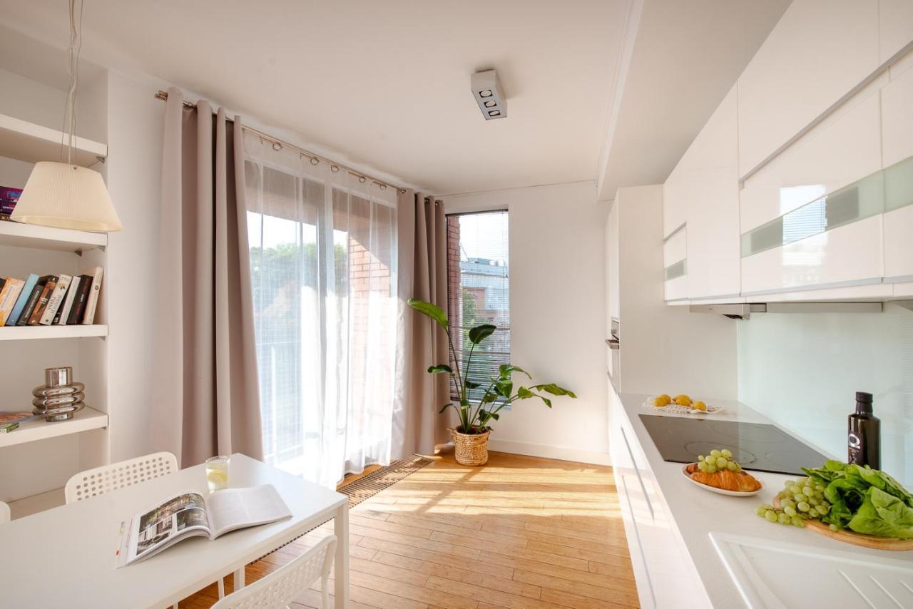 Spacious Apartment Close To Main Station / Galeria Krakowska Luaran gambar